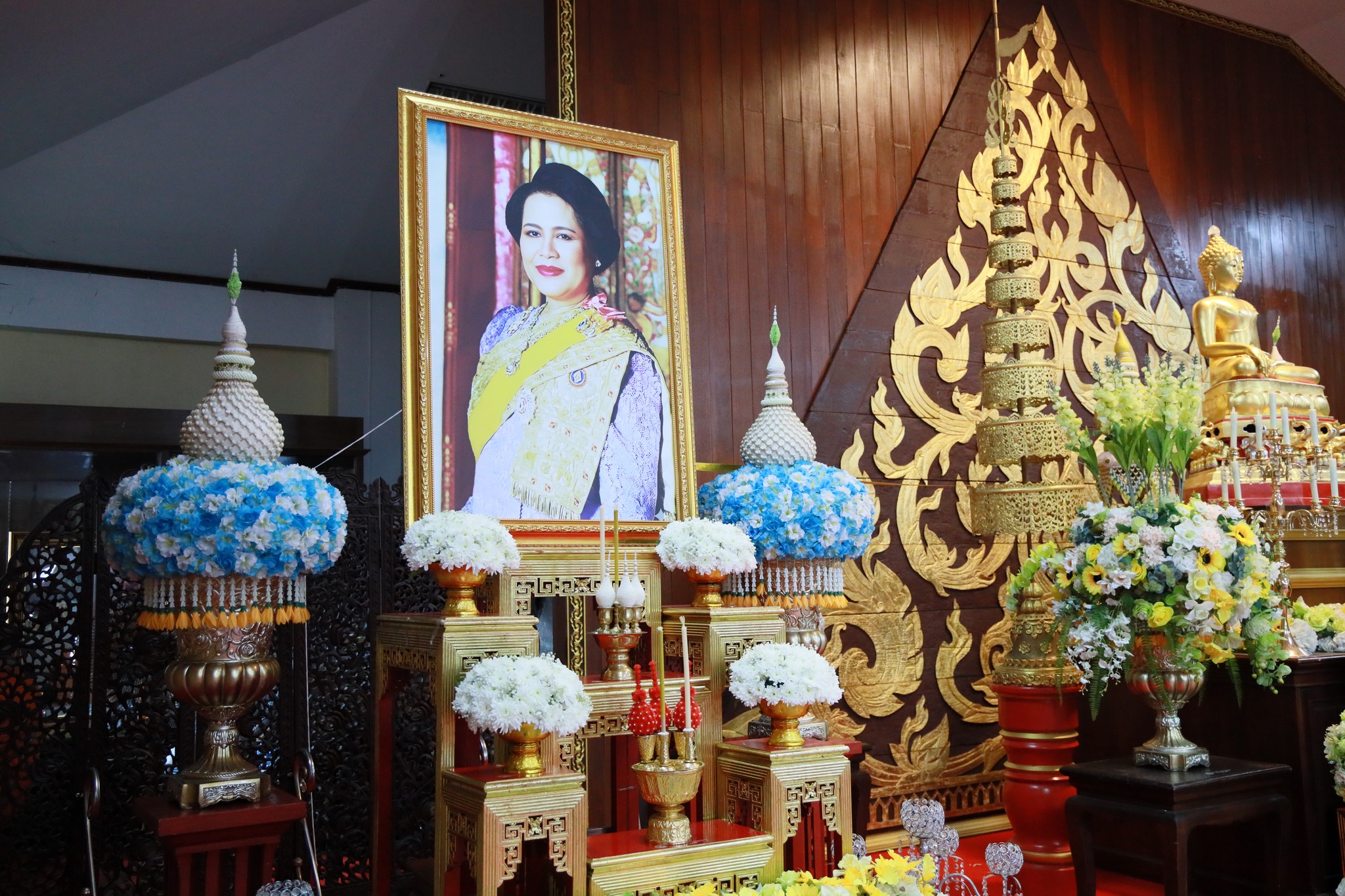 จังหวัดเชียงราย ประกอบพิธีบำเพ็ญกุศลปัณรสมวาร (15 วัน) ถวายพระราชกุศลแด่ สมเด็จพระนางเจ้าสิริกิติ์ พระบรมราชินีนาถ พระบรมราชชนนีพันปีหลวง