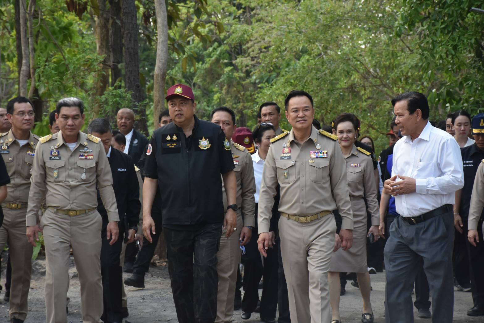 เชียงใหม่ &ndash; นายกฯ ติดตามการแก้ปัญหาไฟป่า อ.ดอยสะเก็ด