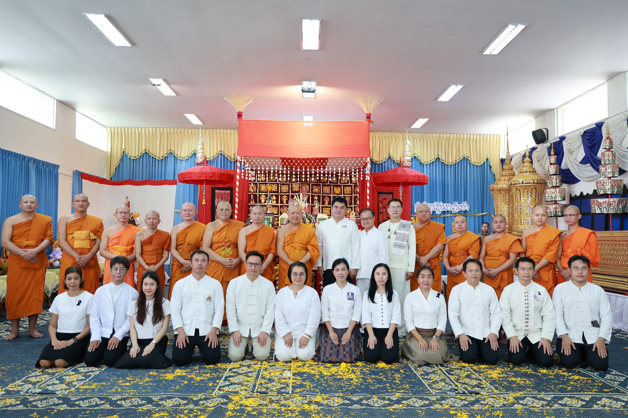 จังหวัดเชียงราย จัดพิธีสักการะสิ่งศักดิ์สิทธิ์ในภารกิจพิธีการศพที่ได้รับพระราชทาน ประจำปีงบประมาณ 2569 อย่างสมพระเกียรติ เพื่อความเป็นสิริมงคลและสืบสานขนบธรรมเนียมราชประเพณีอันงดงาม