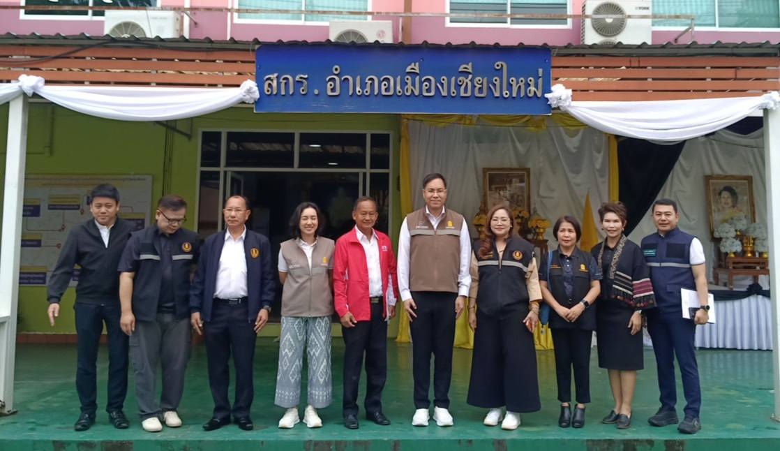 รมช.ศึกษาธิการ ลงพื้นที่รับฟังปัญหาอุปสรรคจากผู้ปฏิบัติงาน เร่งเดินหน้าเปลี่ยนแปลงการเรียนรู้ &ldquo;ปลอดภัย โอกาสเท่าเทียม ทันสมัยและยั่งยืน&rdquo; พร้อมร่วมเสวนาแลกเปลี่ยนข้อมูลเชิงพื้นที่ เตรียมพัฒนาห้องสมุดให้ตอบโจทย์คนรุ่นใหม่