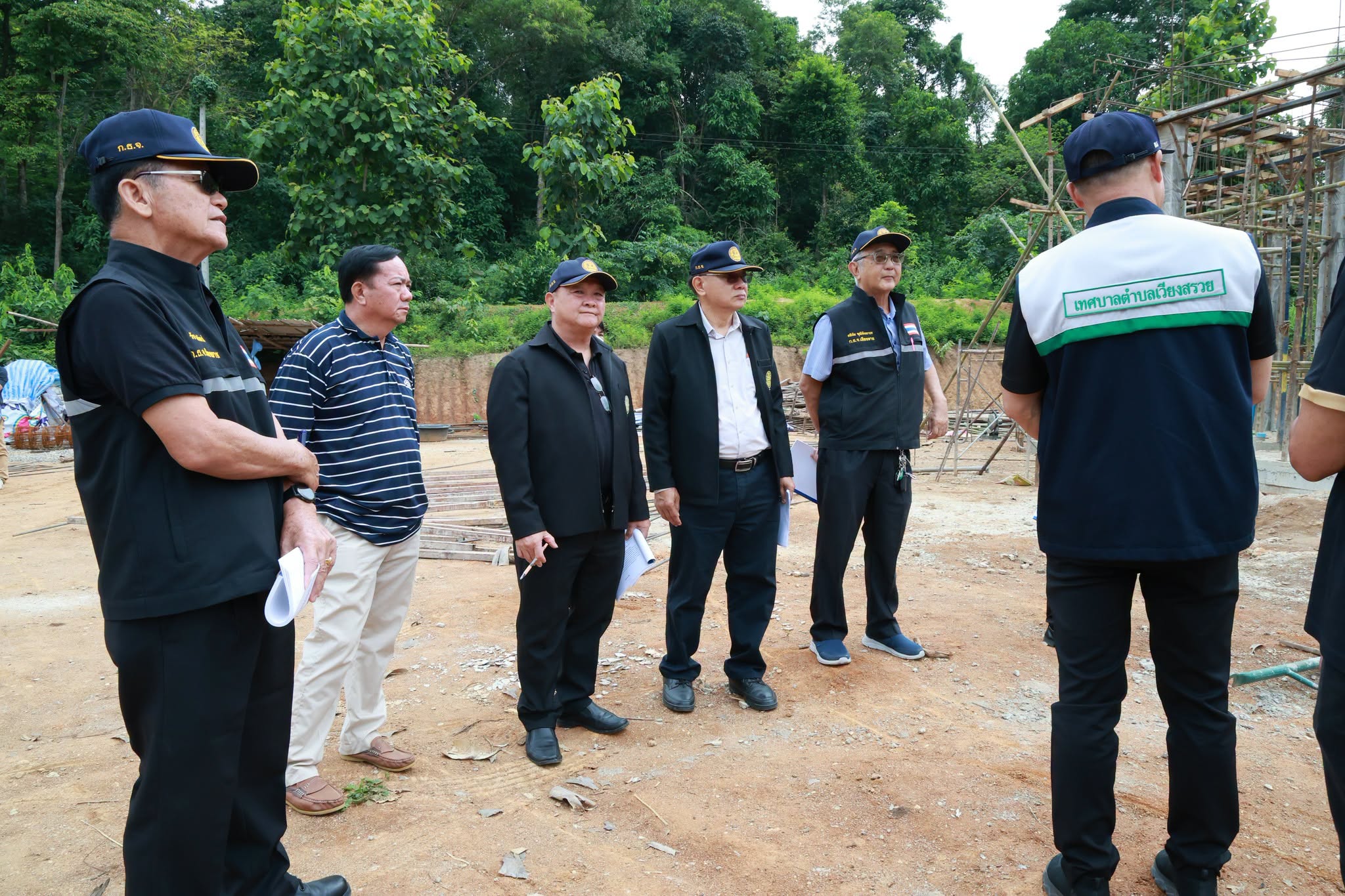 ก.ธ.จ. เชียงราย ลงพื้นที่สอดส่อง 3 โครงการใหญ่ งบกว่า 52 ล้านบาท ยกระดับคุณภาพชีวิตและการศึกษาชาวแม่สรวย เพื่อให้การใช้งบประมาณโปร่งใส คุ้มค่า และเกิดประโยชน์สูงสุดกับประชาชน
