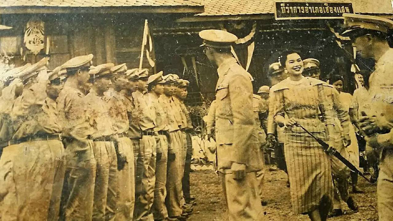 พระราชกรณียกิจ ตามรอยเสด็จพระพันปีหลวง ทรงเสด็จ ที่ว่าการอำเภอเชียงแสน