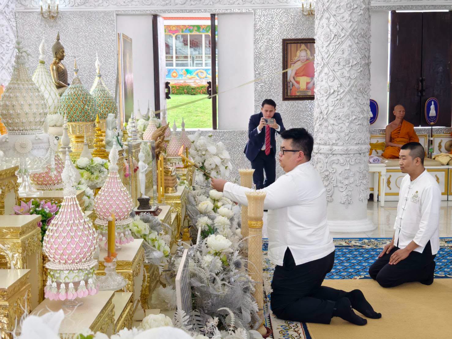 จังหวัดเชียงรายจัดพิธีสวดพระพุทธมนต์และเจริญจิตตภาวนา ถวายเป็นพระราชกุศลแด่ &ldquo;สมเด็จพระบรมราชชนนีพันปีหลวง&rdquo; และถวายพระกุศลแด่ &ldquo;เจ้าฟ้าพัชรกิติยาภาฯ&rdquo;