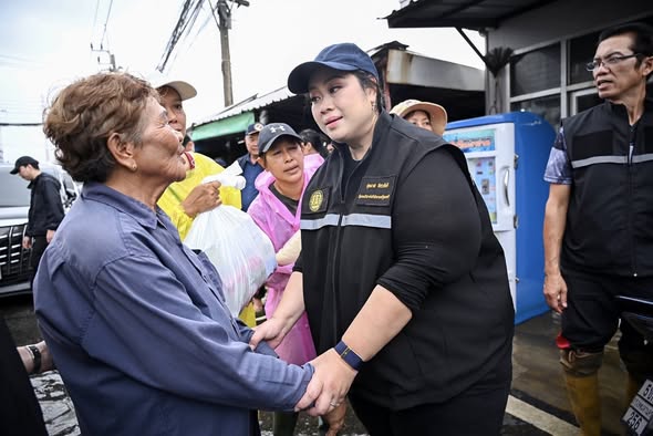 &ldquo;ศุภมาส&rdquo; ลงพื้นที่บางพลีใหญ่ เผยน้ำท่วมหลายจุดเริ่มคลี่คลาย ย้ำรัฐบาลดูแลต่อเนื่อง กำชับช่วยกลุ่มเปราะบางให้ทั่วถึง