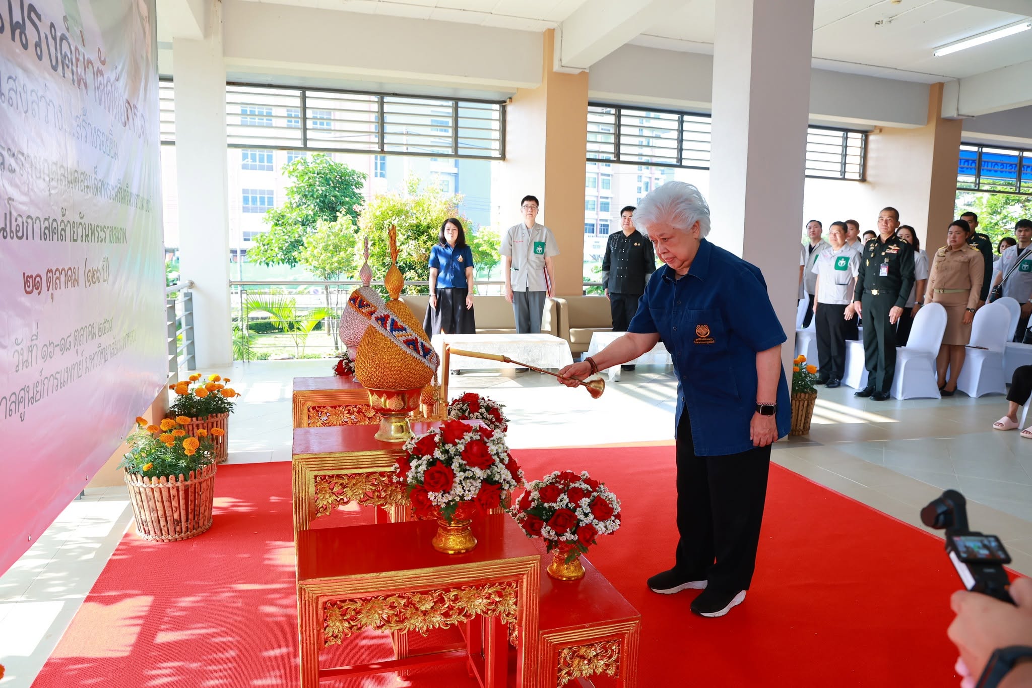 เชียงรายจัดโครงการผ่าตัดต้อกระจกใส่เลนส์แก้วตาเทียม น้อมเกล้าฯ ถวายพระราชกุศลสมเด็จพระศรีนครินทราบรมราชชนนี